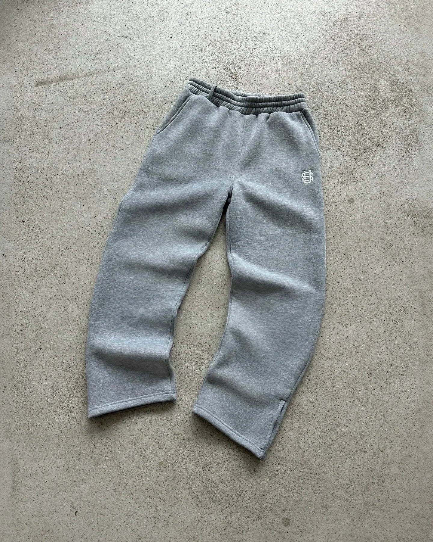 2025 Embroidery Design Sports Pants Men and Women Y2K Retro Loose Casual Pants Personalized Leg Zipper Design Straight Pants